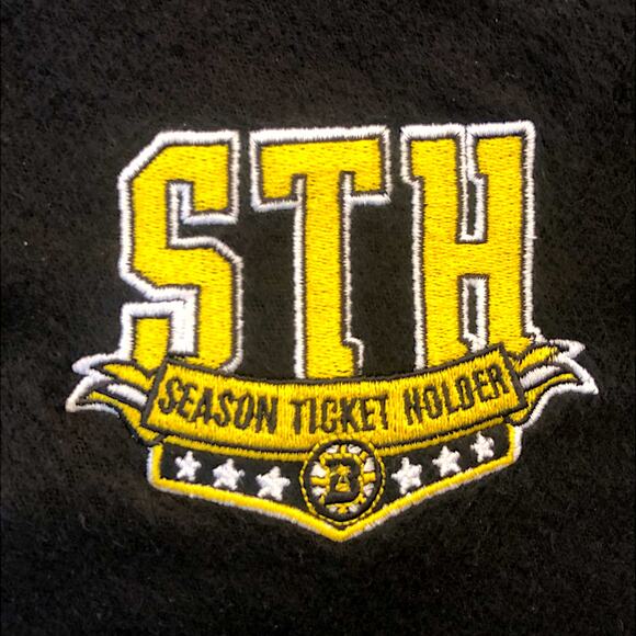 Boston Bruins NHL Season Ticket Holder 48"x59" Blanket - Picture 1 of 9